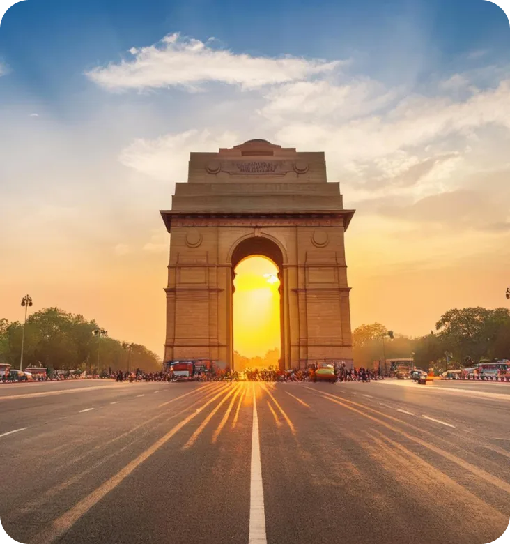 India Gate, New Delhi at sunrise
